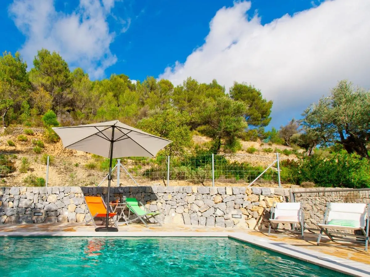 Villa Mancor Pool & Mountain Views Mancor del Valle